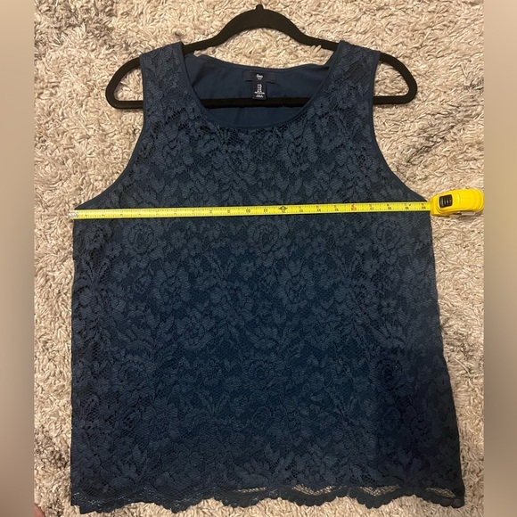 GAP lace top size L. Never been worn (F138) - Picture 9 of 10